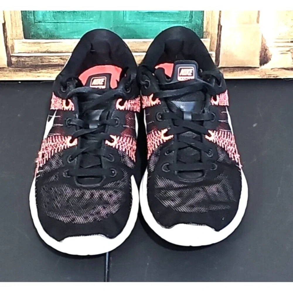 Nike Flex Fury Womens‎ Size 8.5 Black Athletic Running Shoes Sneakers 705299-001